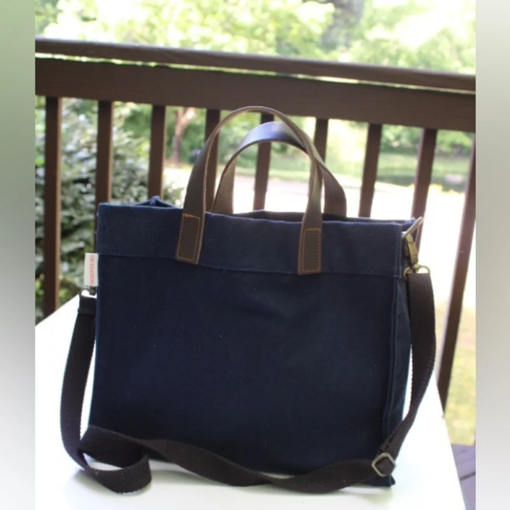 CB Station satchel